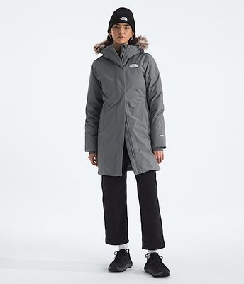 FRONT VIEW OF THE NORTH FACE WOMENS ARCTIC PARKA FEATURES 600-FILL DOWN INSULATION AND WATER REPELL…