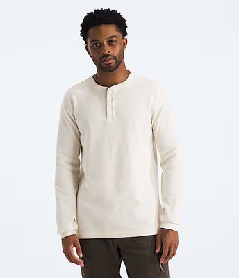 FRONT VIEW OF THE NORTH FACE MENS WAFFLE HENLEY LONG SLEEVE SHIRT FEATURES STRETCH MATERIALS AND AD…