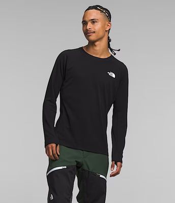FRONT VIEW OF THE NORTH FACE MENS FD PRO 160 BASELAYER TOP FEATURES QUICK DRYING MOISTURE MANAGEMEN…