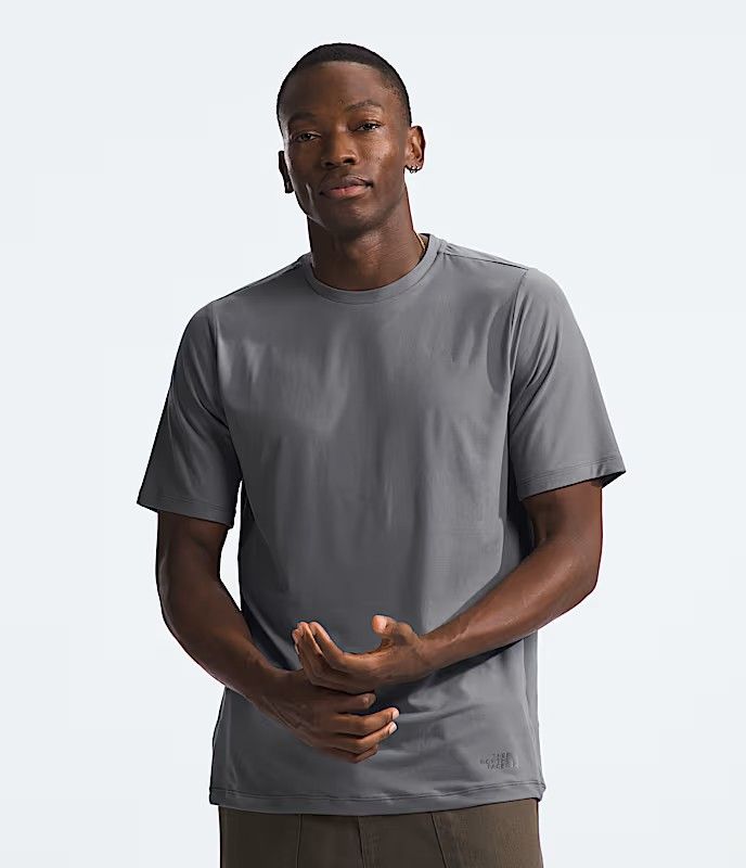 MAIN IMAGE OF THE NORTH FACE MENS DUNE SKY CREW SHORT SLEEVE SHIRT IN SMOKED PEARL XXL WITH ULTRA S…
