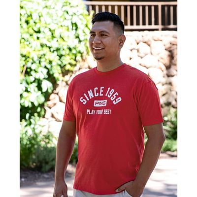Men's golf short sleeve shirts feature comfortable, moisture-wicking materials, excellent mobility, and stylish designs.
