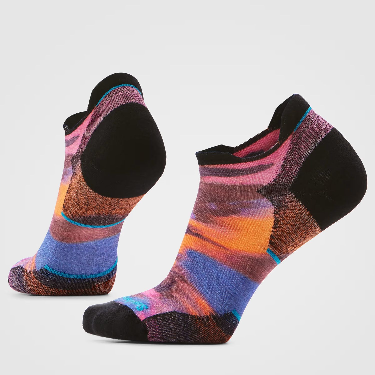 SMARTWOOL WOMENS RUN TARGETED CUSHION BRUSHED PRINT LOW ANKLE SOCKS, Color: GARDEN PINK, Size: MEDIUM