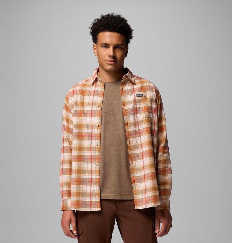 FRONT VIEW OF COLUMBIA MENS CORNELL WOODS™ FLANNEL FEATURES COMFORTABLE STRETCH FABRIC AND ADJUSTAB…