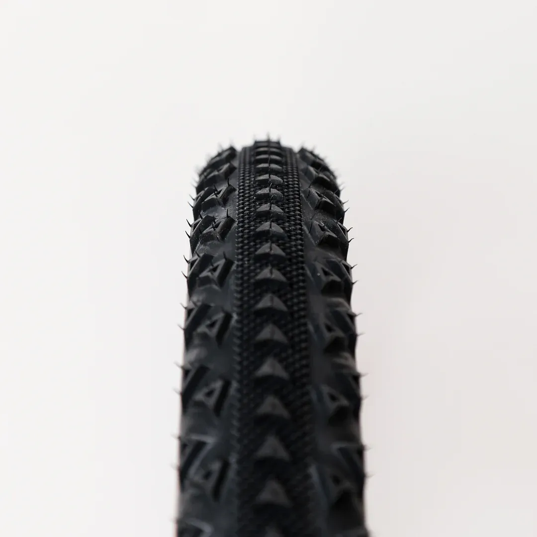 Ultradynamico ROSÉ JFF Tire