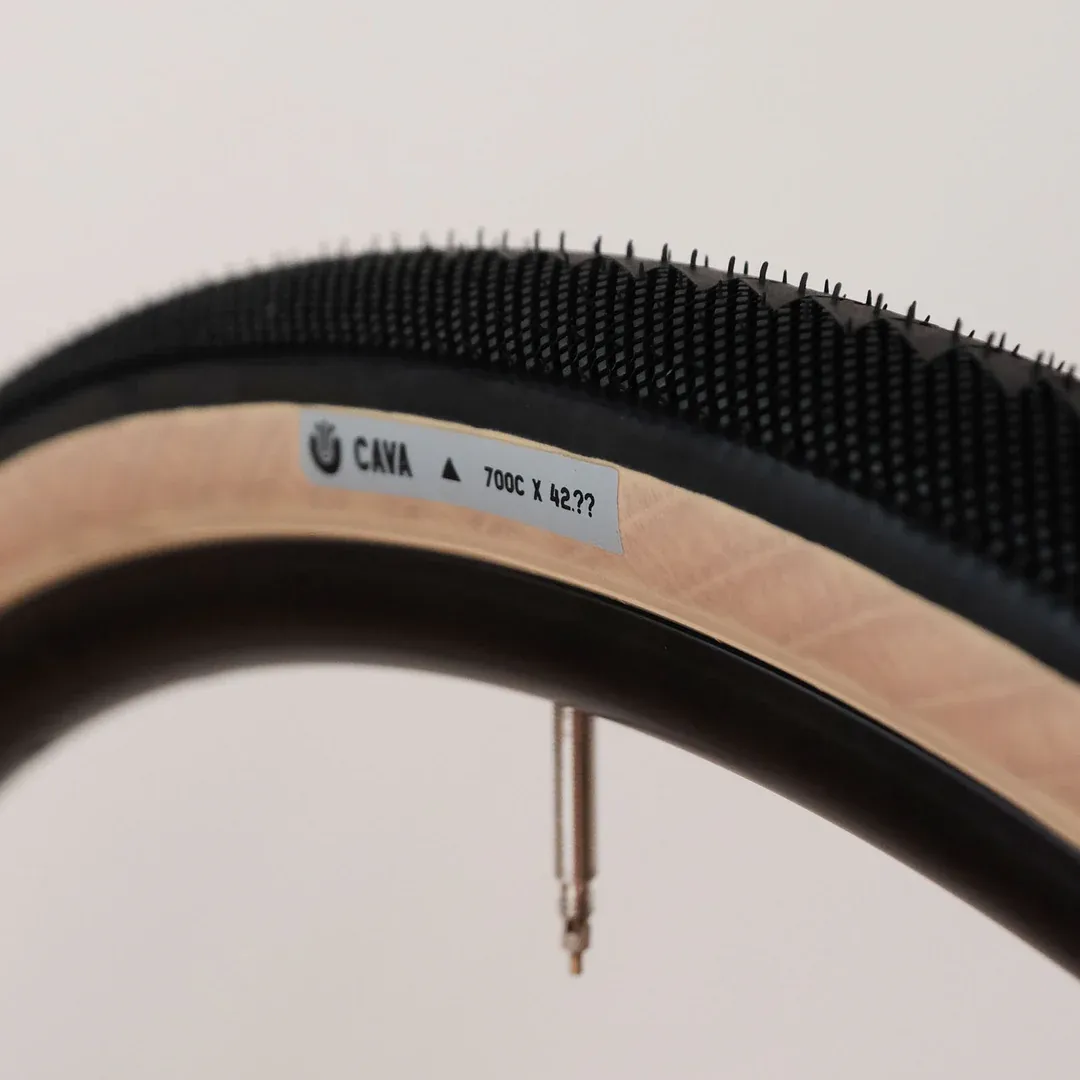 Ultradynamico Cava JFF Tire