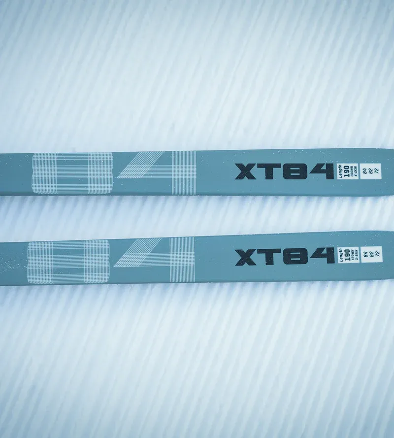 XT84 Crown