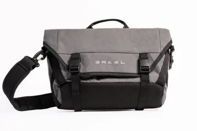 Wellington - Messenger Bag