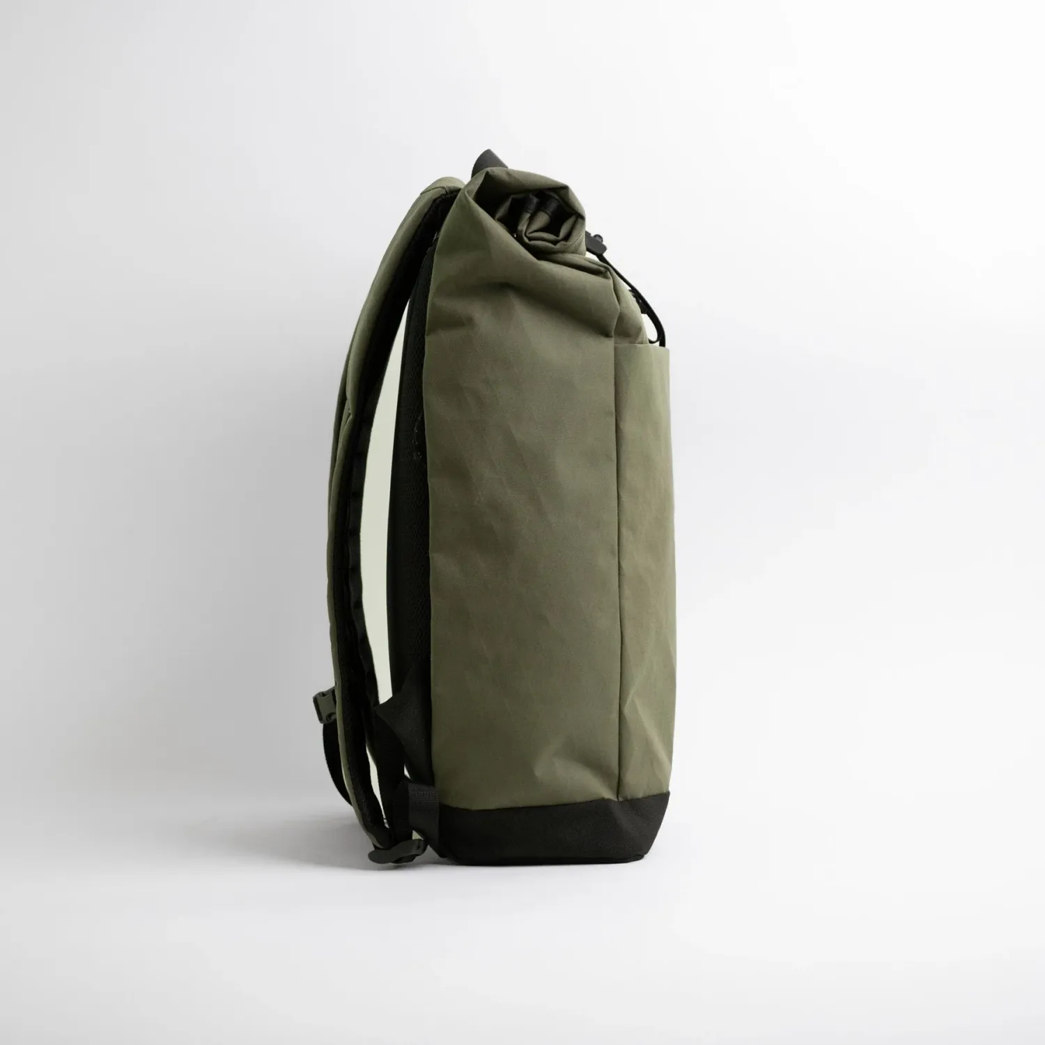 Signature D- Commuting Waterproof Backpack