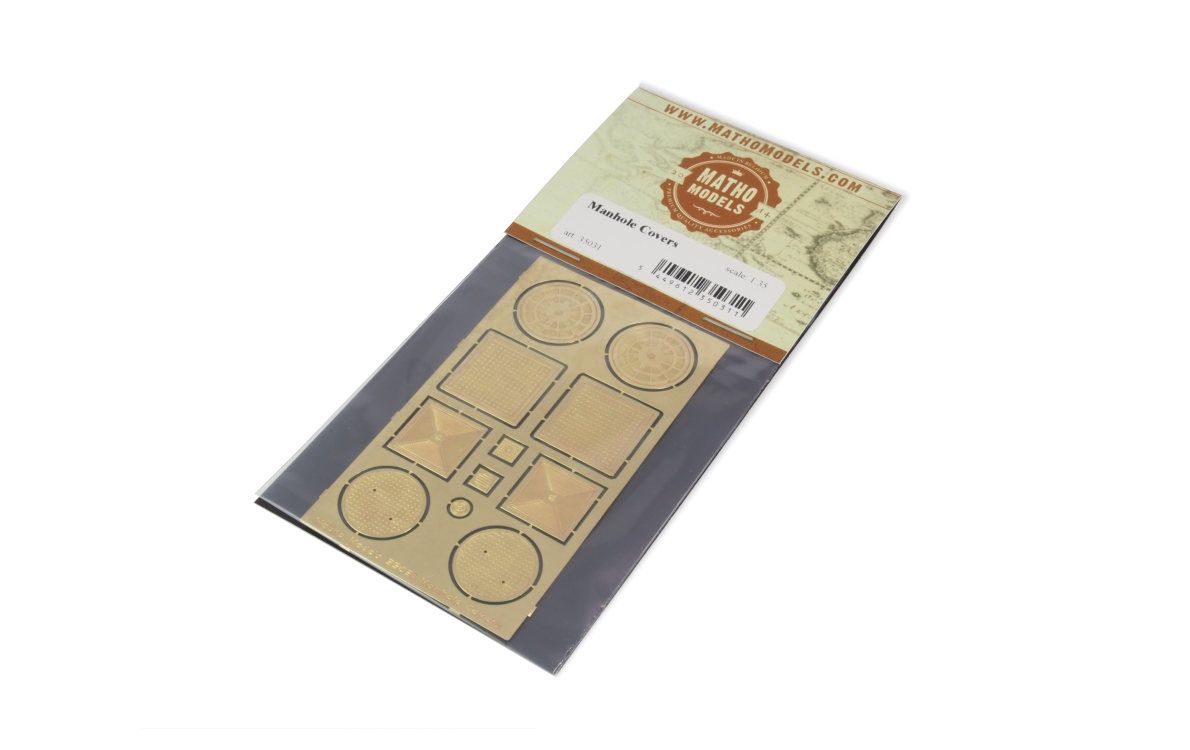 35031 - Manhole Covers - 1:35
