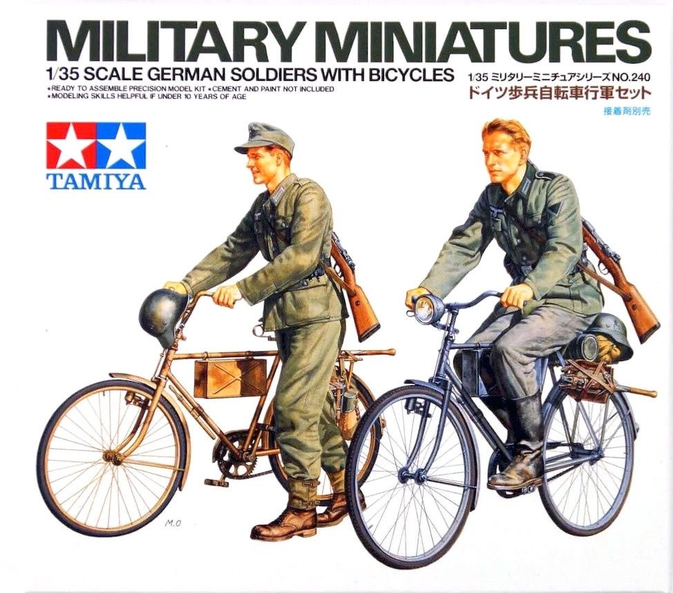 35240 - German Soldiers with Bicycles - 1:35