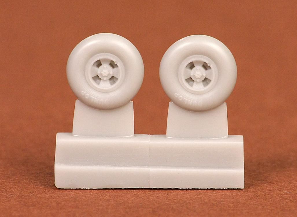 72027 - Spitfire wheel set (4-spoke) - 1:72