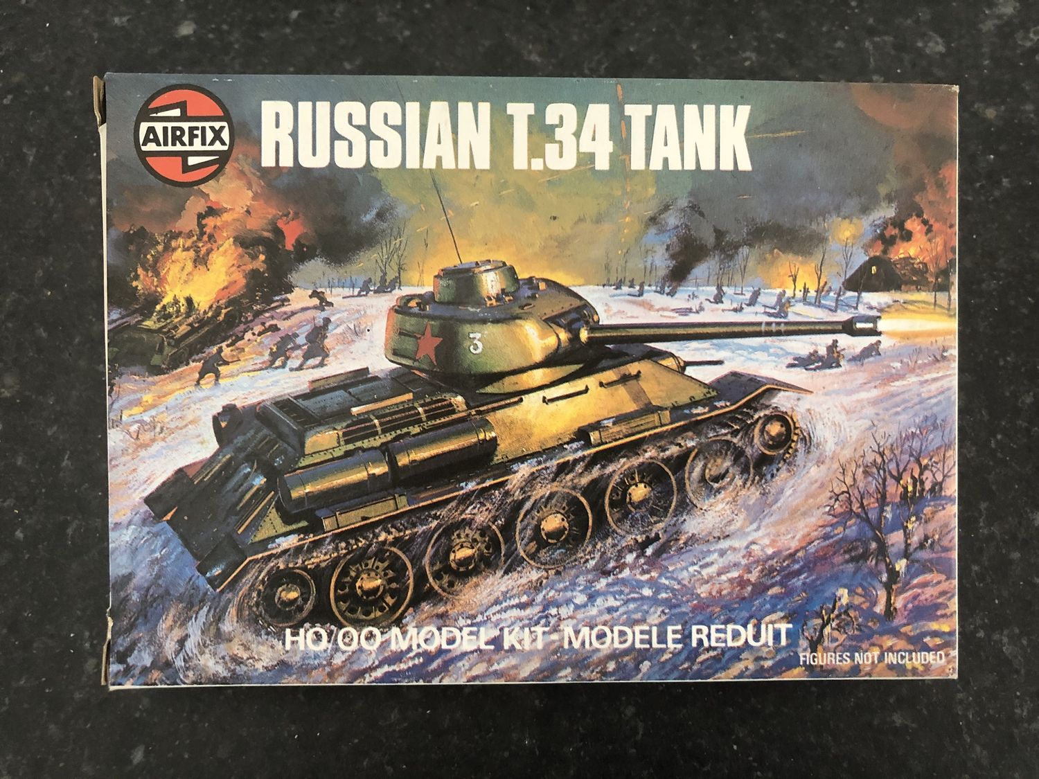 61316-7 - Russian T.34 Tank - 1:76