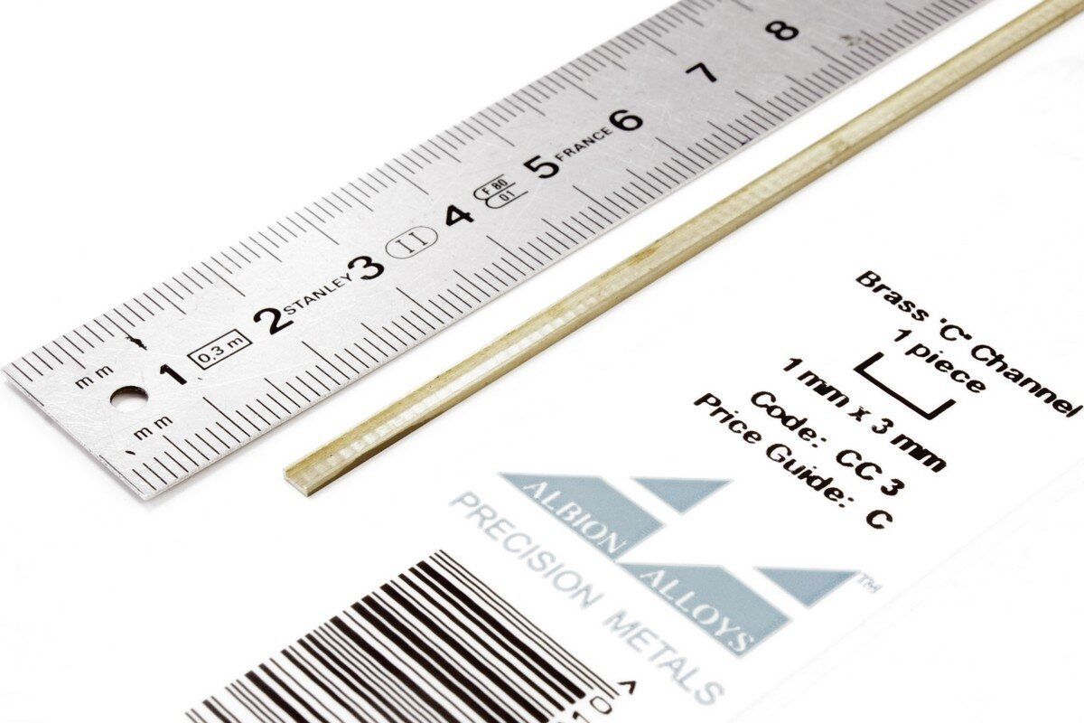 CC3 - Brass &#39;C&#39; Channel 1 mm x 3 mm - 1 pieces