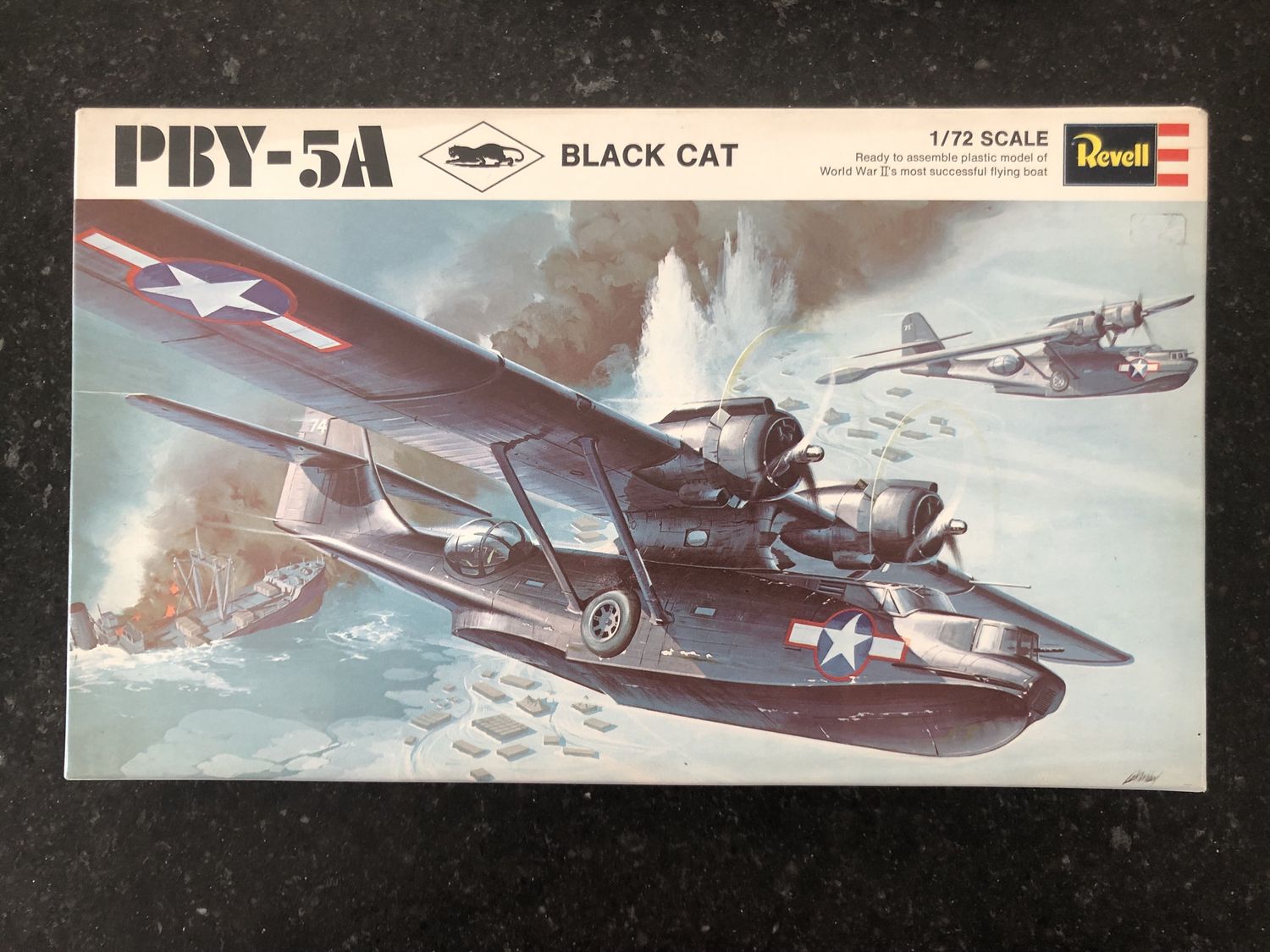 H-211 - Catalina PBY-5A Black Cat - 1:72