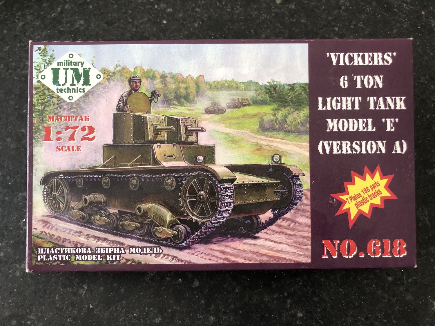 618 - Vickers 6 ton light tank Model E (Version A) - 1:72