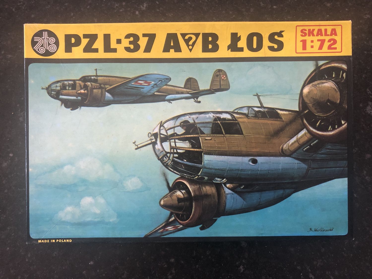 S-04 - PZL.37 A/B Łoś - 1:72