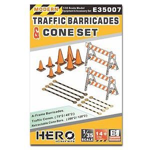 E35007 - Traffic Barricades &amp; Cone Set - 1:35