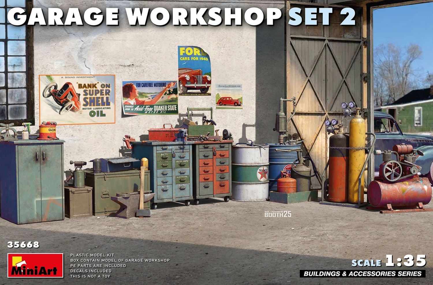 35668 - Garage Workshop Set #2 - 1:35