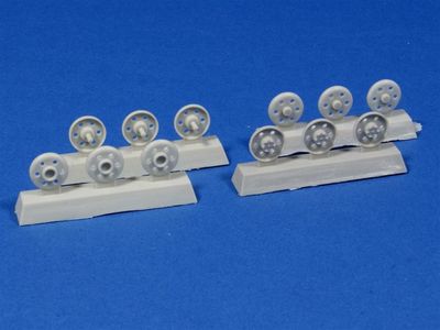 RE35-126 - StuG III (Pattern B) Steel return roller - 1:35