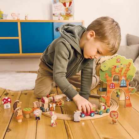 TREE HOUSE PLAY WORLD