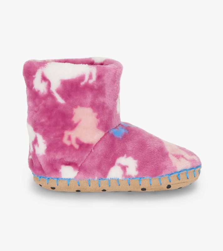 Beautiful Horses Fuzzy Fleece Slippers