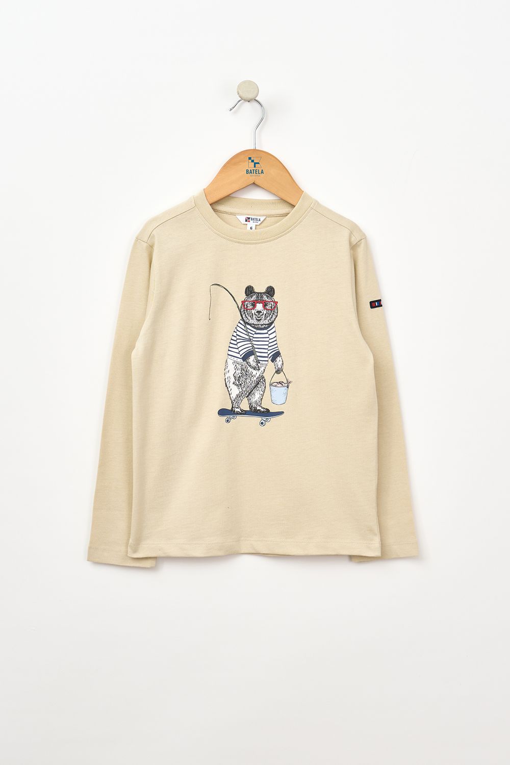 Oyster Grey Skateboarding Bear Tee