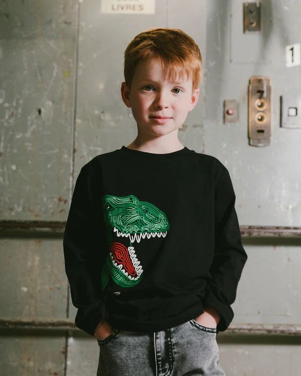 Dino Graphic Long-sleeve