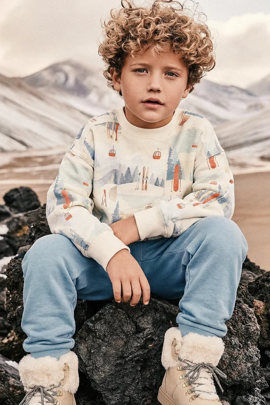 Vintage Ski Fleece Sweatshirt