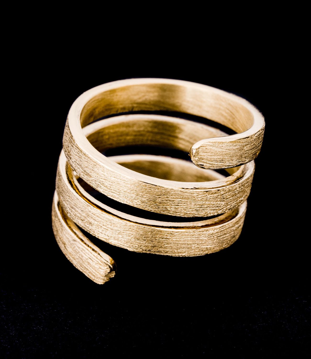 ICSPRING SCRATCHED 18K GOLD PLATED