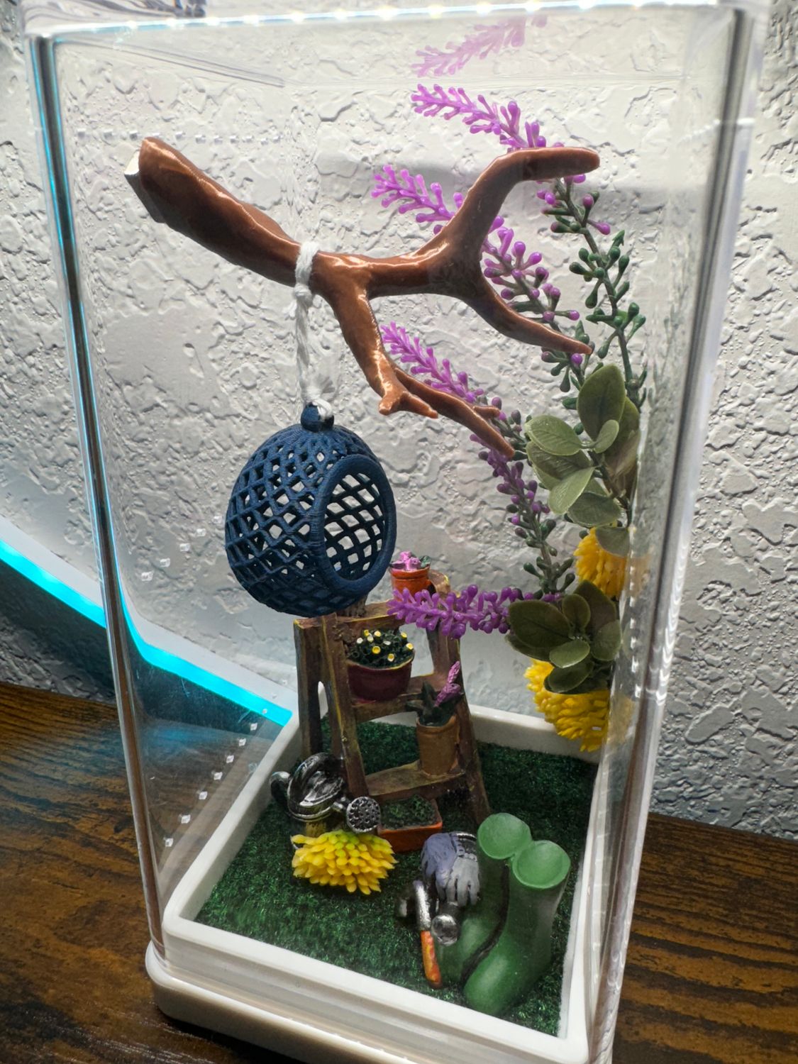 Gardening Themed 4x4x8&quot; Enclosure