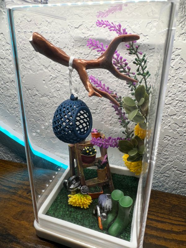 Gardening Themed 4x4x8&quot; Enclosure