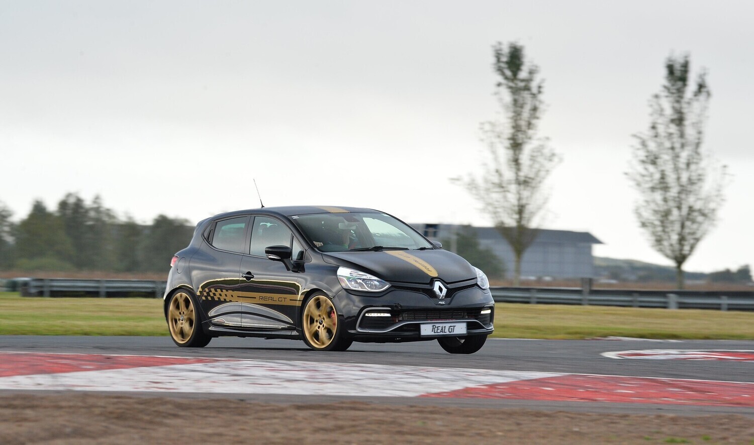 Renaultsport Clio Trophy 220 Trackday car hire