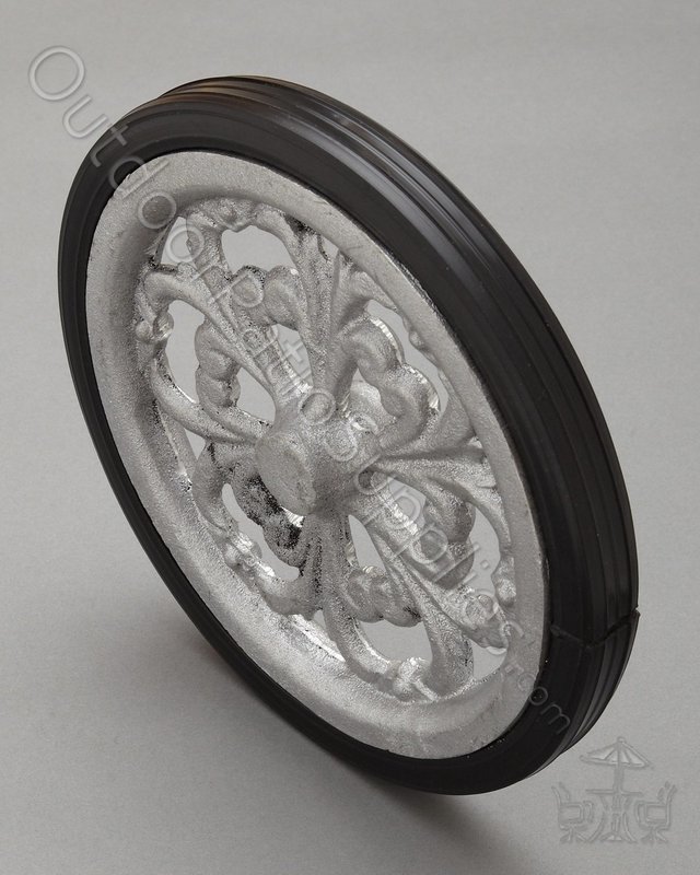 30-913 | Cast Aluminum Hub and Tire Set