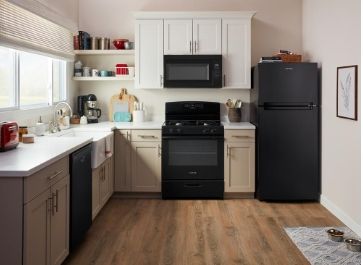 Amana electric range black ​Model #: AER6303MFB