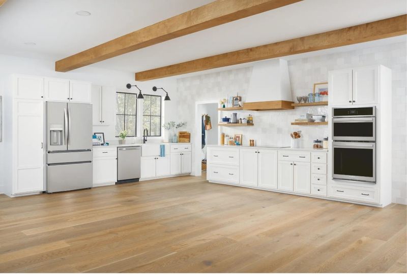 Frigidaire Gallery 27" Microwave Combination Oven with Total Convection GCWM2767AF