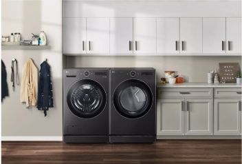LG 5.0 cu. ft. Mega Capacity Smart Front Load Washer WM6700HBA