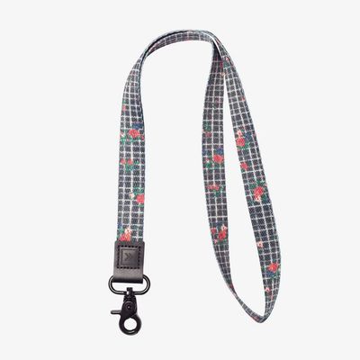 Thread Ava Neck Lanyard
