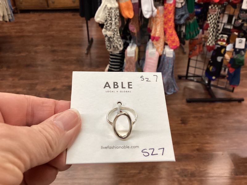 Able Dali ring