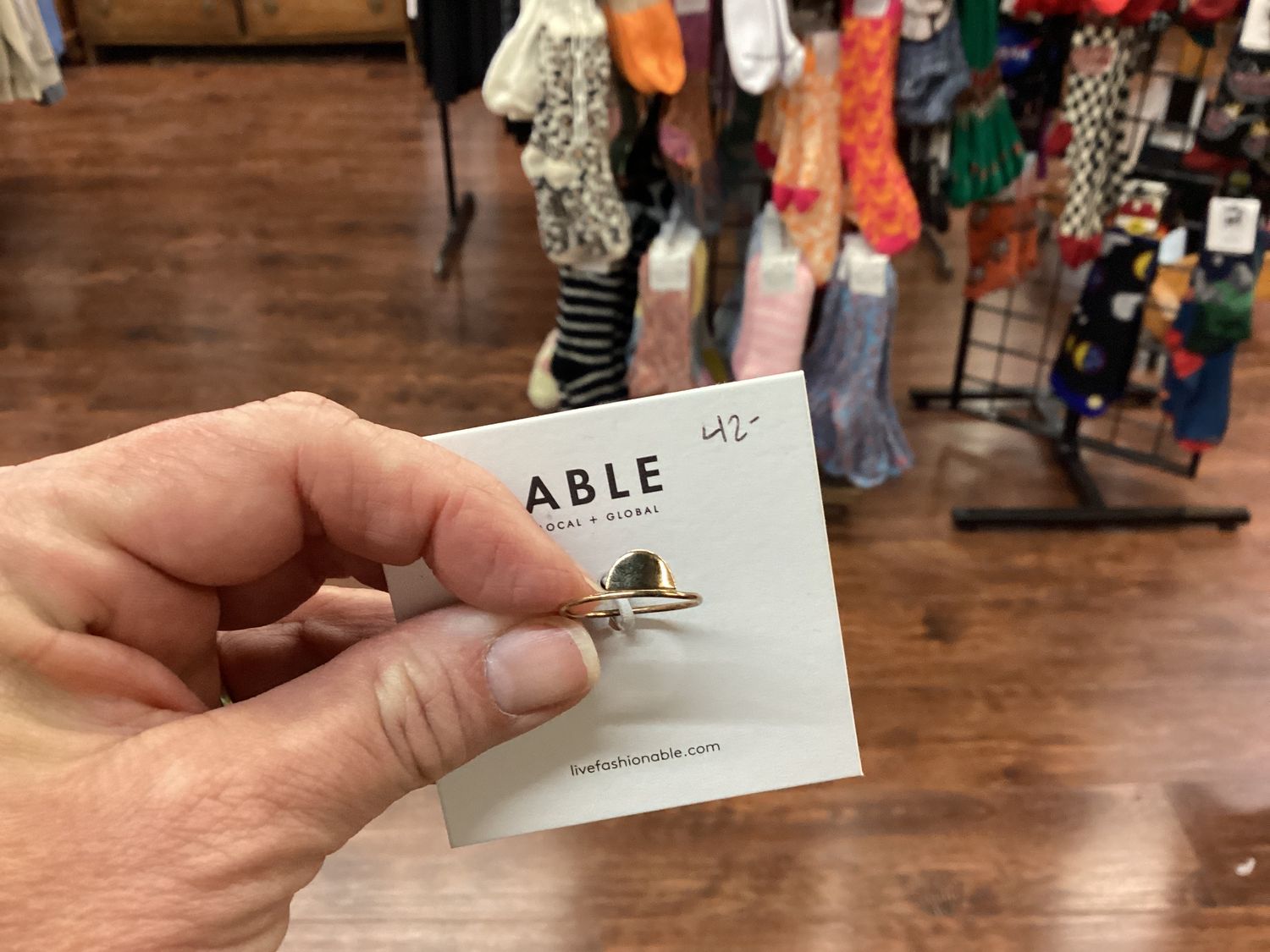 Able half circle ring