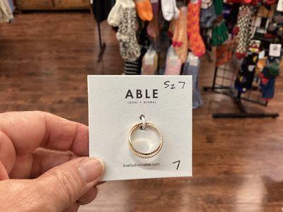 Able double ring