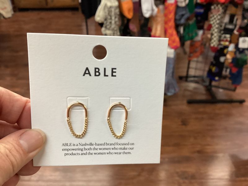 Able Arc chain earrings