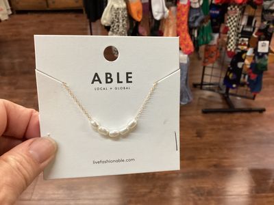 Able Organic Pearl necklace