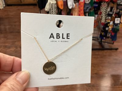 Able Bloom Birth month necklace