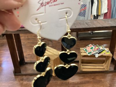 Black dangle heart earrings