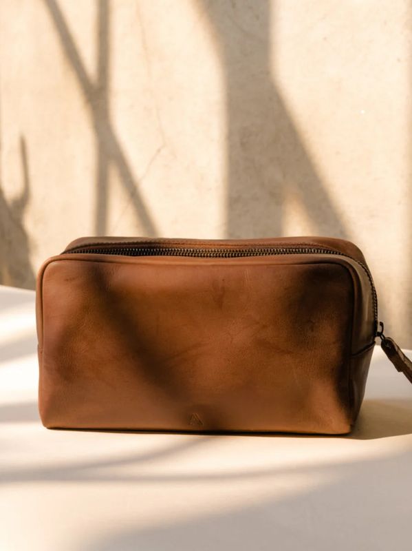 Able Avery Dopp kit