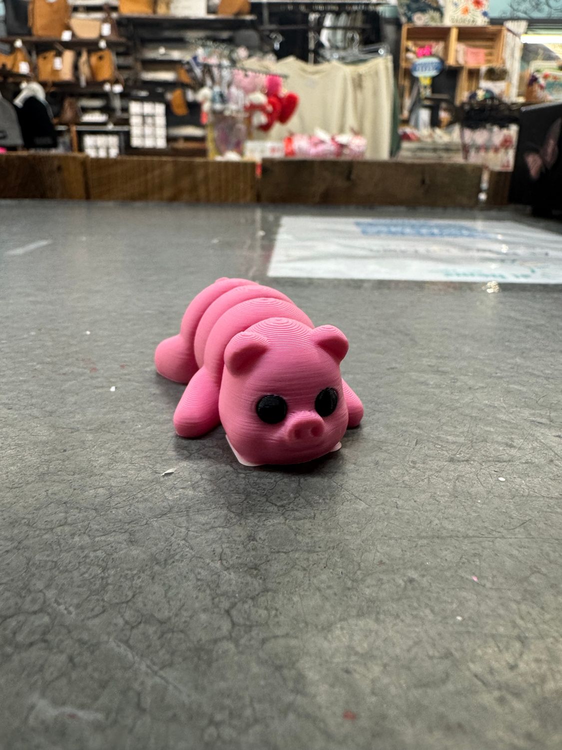3D pink pig toy