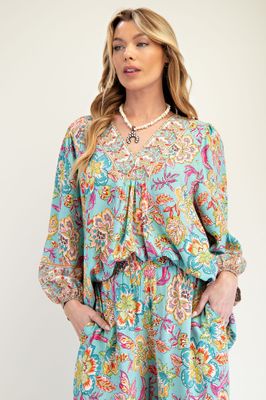 Easel floral top