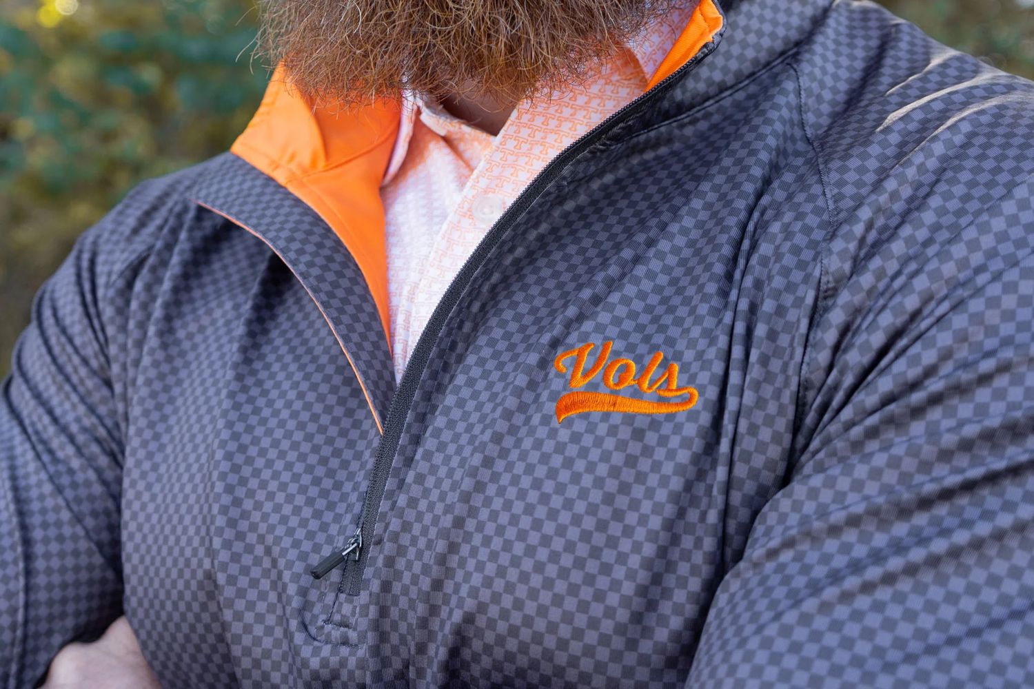 Volunteer Traditions Charcoal Checkerboard Pullover, Size: S