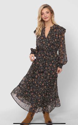 Sadie and Sage TIMELESS TIERED MAXI DRESS