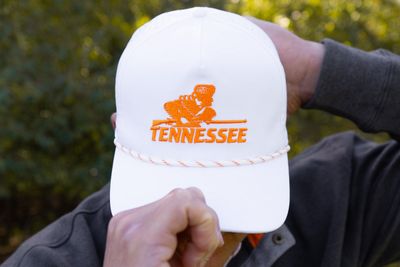 Volunteer Traditions Rifleman Signature hat - white